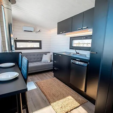 Chalet Karemajat Wagon Ylitornio