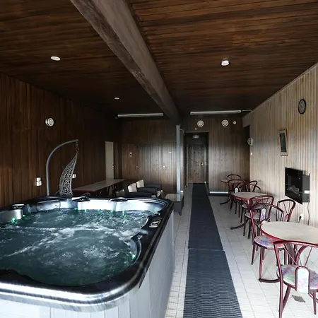 Karemajat Wagon Chalet